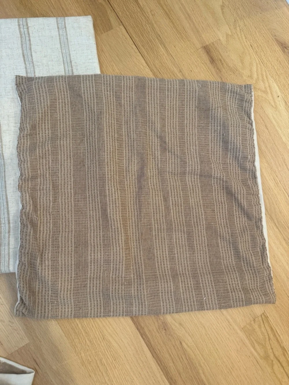 Woven Nook / Plus / Modern & Luxurious Decorative Boho Throw Pillow Covers -